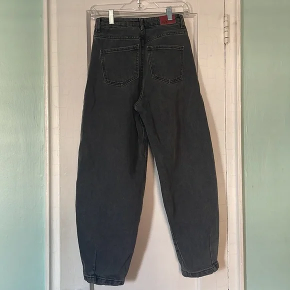 Zara parachute jeans - Picture 3 of 3